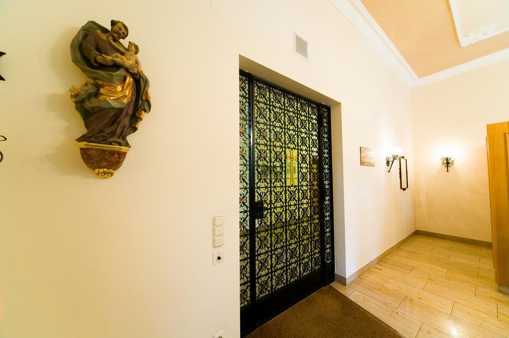 Kloster St. Josef Neumarkt in der Oberpfalz Rom bilde