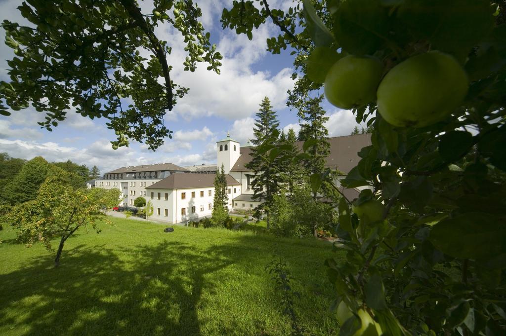 Kloster St. Josef Neumarkt in der Oberpfalz Eksteriør bilde
